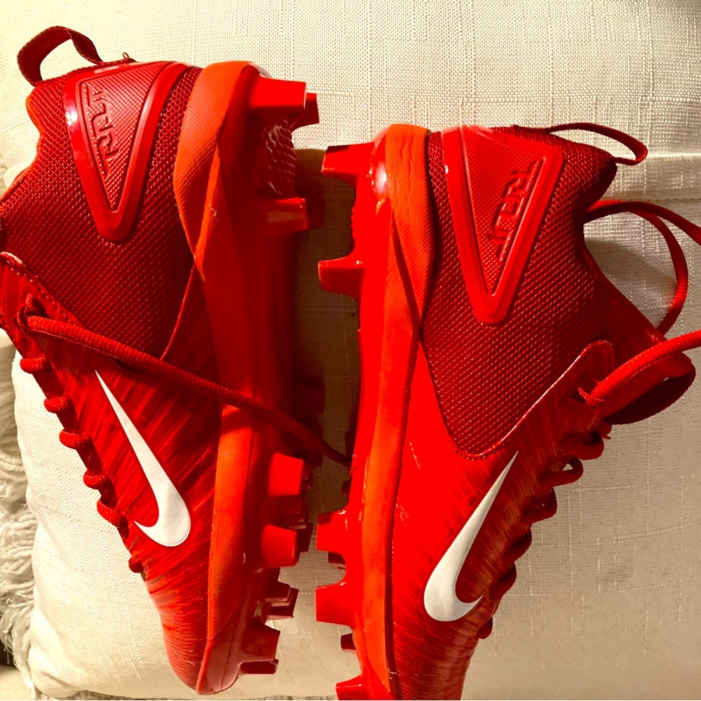 NEW! Nike x Mike Trout 27 Mens Baseball Cleats - size 7